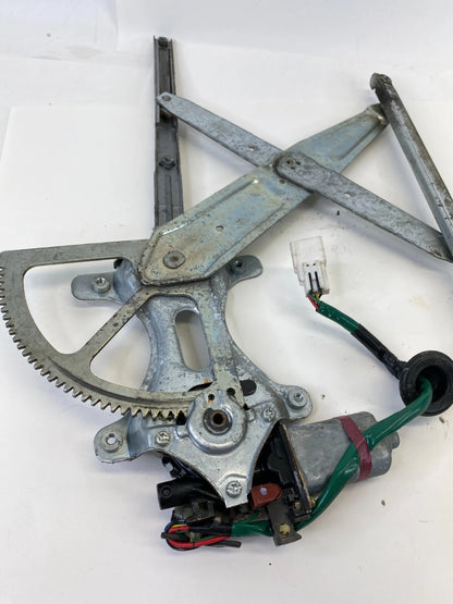 1998-2005 LEXUS GS300 FRONT RIGHT SIDE DOOR WINDOW MOTOR REGULATOR 85710-30340