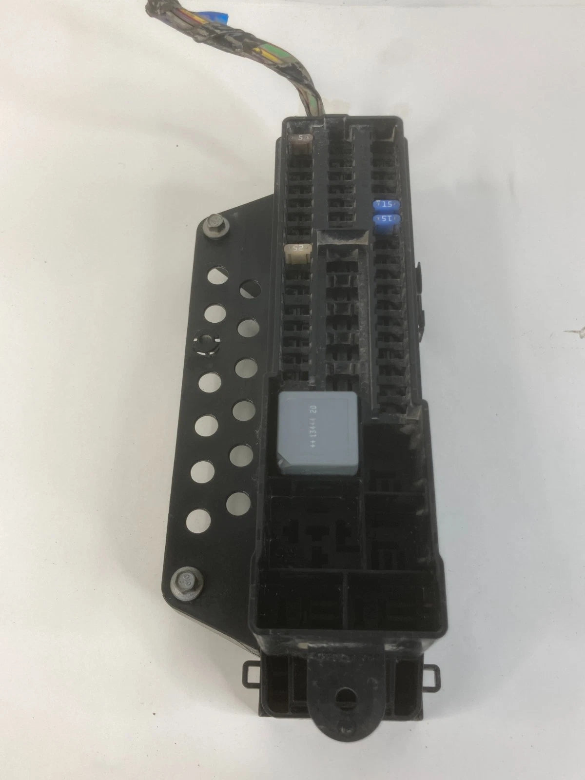 2012-2018 FORD FOCUS SEDAN 2.0L 16V TRUNK FUSE BOX RELAY FUSEBOX BV6T-14A301-HB