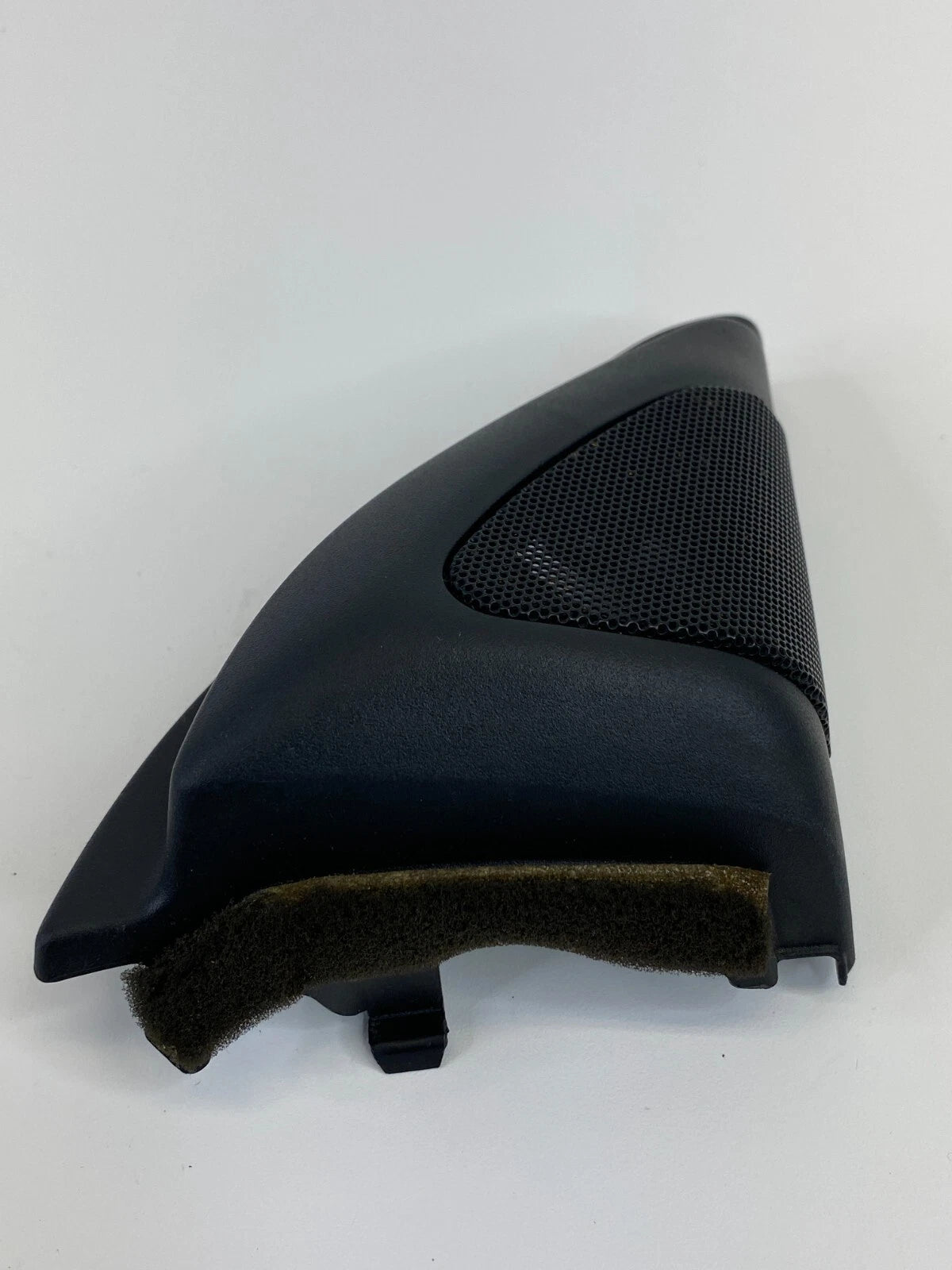 03-08 TOYOTA COROLLA FRONT RIGHT PASSENGER DOOR TWEETER COVER TRIM 67491-12480