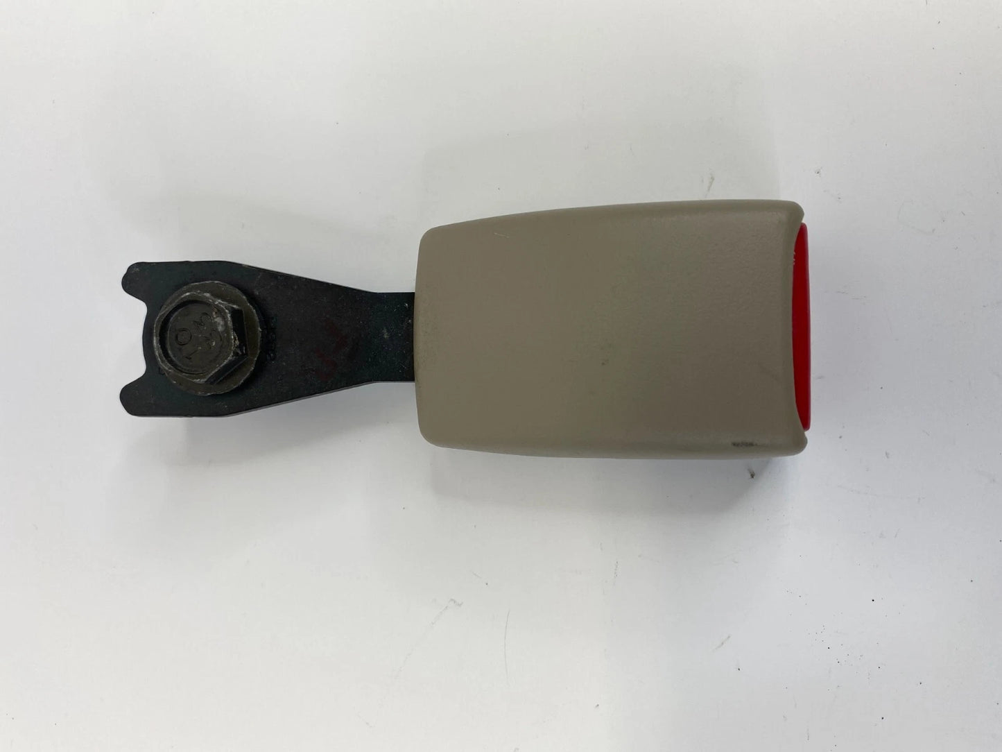 2000 2001 MAZDA MPV FRONT RIGHT PASSENGER SIDE SEAT BELT BUCKLE RECIVER OEM