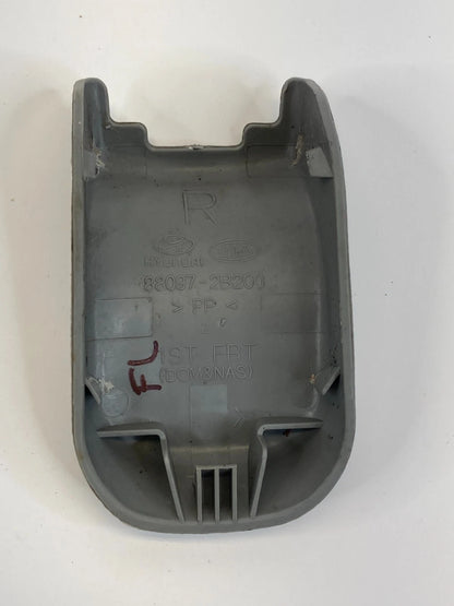 07-09 HYUNDAI SANTA FE FRONT RIGHT SEAT RAIL TRACK MOUNT COVER 88097-2B200 OEM