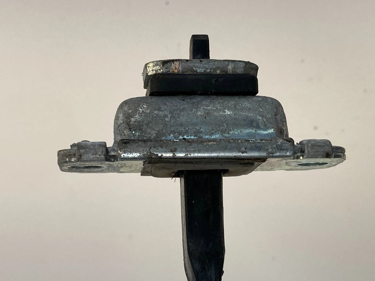 2006-2010 HYUNDAI SONATA REAR RIGHT DOOR CHECK STOPPER CHECK STRAP HINGE OEM
