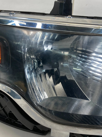 2013-2019 Ford Flex Front Right FR RH Halogen Headlight Headlamp DA83-13005 OEM