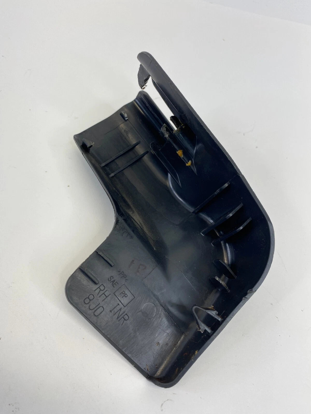 2004-2008 NISSAN MAXIMA RIGHT PASSENGER SEAT INNER SIDE TRACK CAP COVER TRIM OEM
