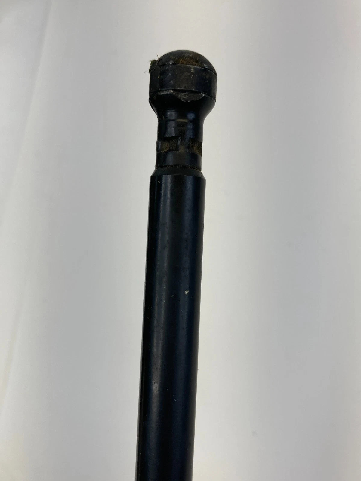 2007-2014 GMC YUKON CHEVROLET TAHOE TRUNK LIFTGATE LIFT SUPPORT SHOCK STRUT OEM