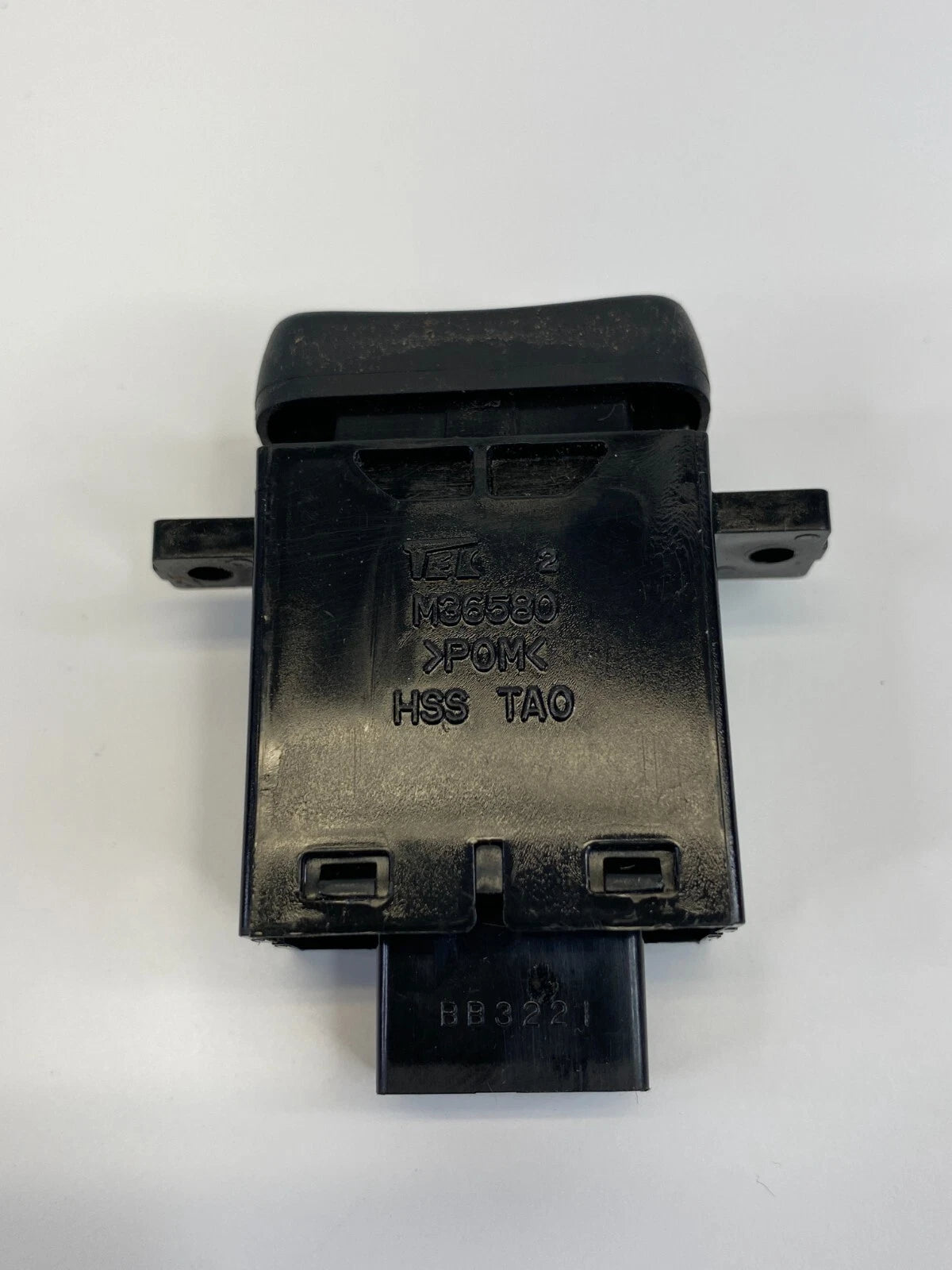 2010 2011 HONDA ACCORD CROSSTOUR CENTER CONSOLE RIGHT HEATED SEAT CONTROL SWITCH