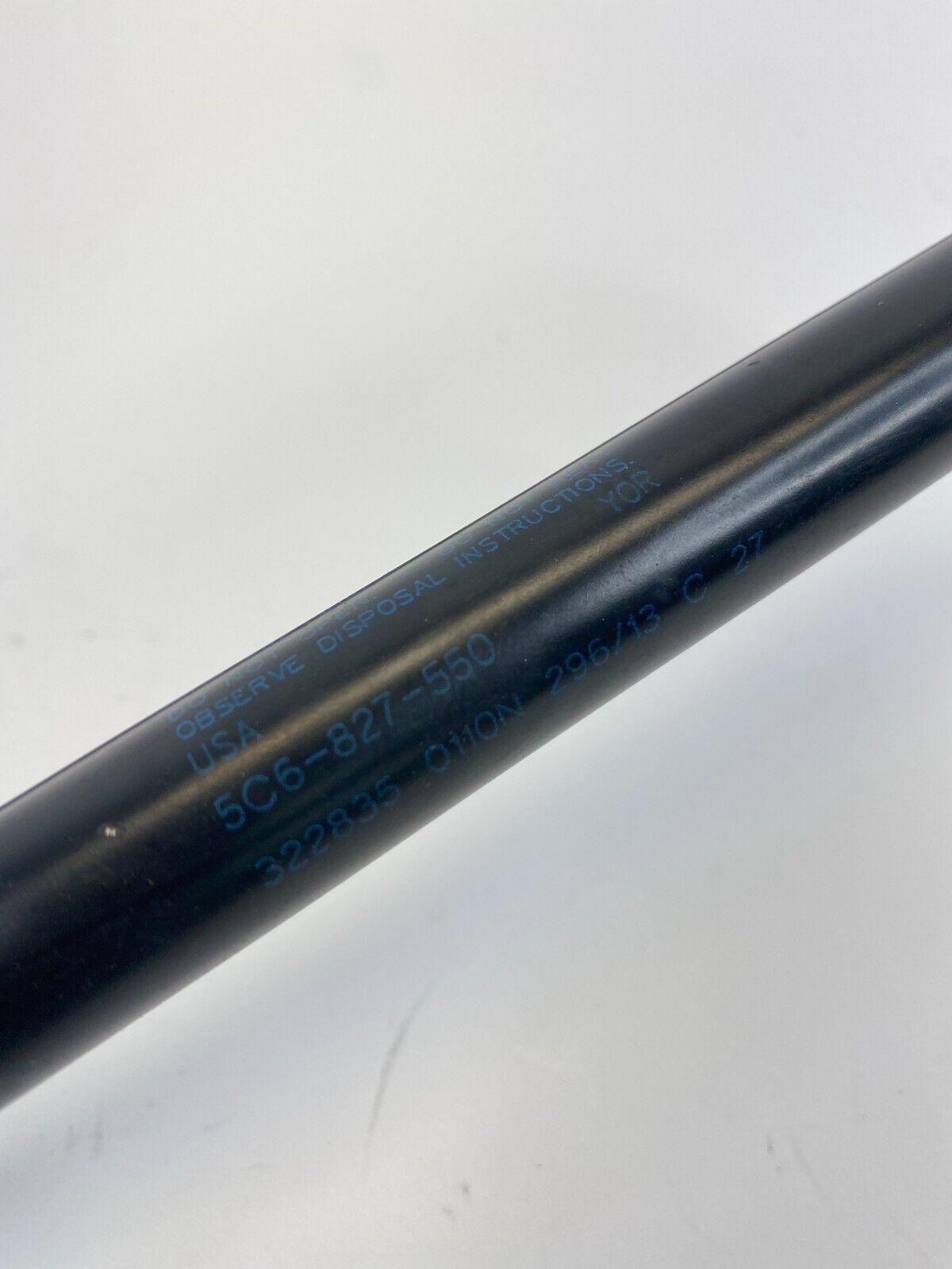 11-18 Volkswagen Jetta Sedan Rear Liftgate Lift Support Shock Struts 5C6-827-550