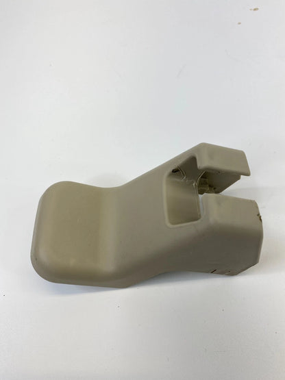 04-08 TOYOTA SOLARA FRONT RIGHT OUTER SEAT TRACK END COVER CAP TRIM 72137-AA040