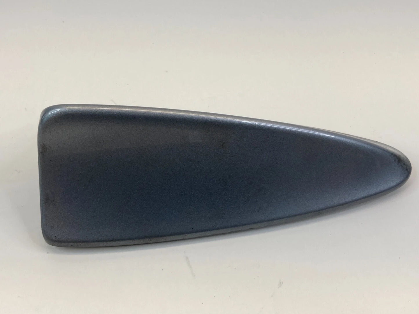 2004-2010 BMW X3 SHARK FIN RADIO ANTENNA BASE SILBERGRAU METALLIC 341148 OEM