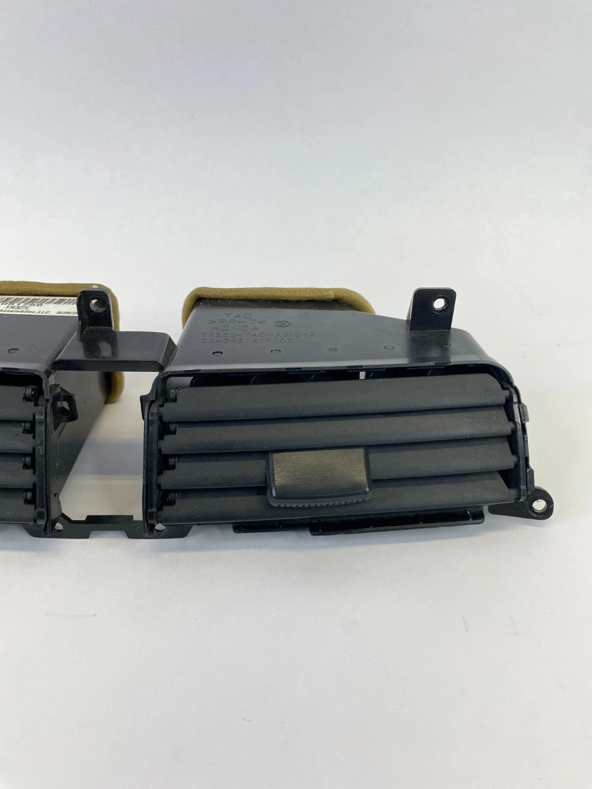 2008-2012 HONDA ACCORD CENTER DASHBOARD AIR CONDITIONER DUAL OUTLET VENT GRILLE