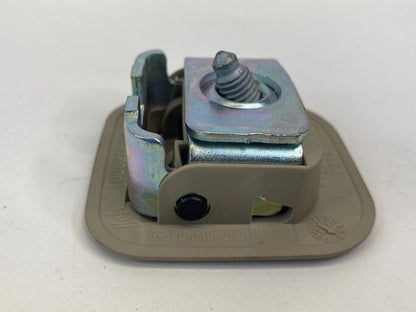 09 10 BMW 535i XDRIVE 4DR REAR DECK CHILD SEAT HOOK ANCHOR COVER OEM 108625-10