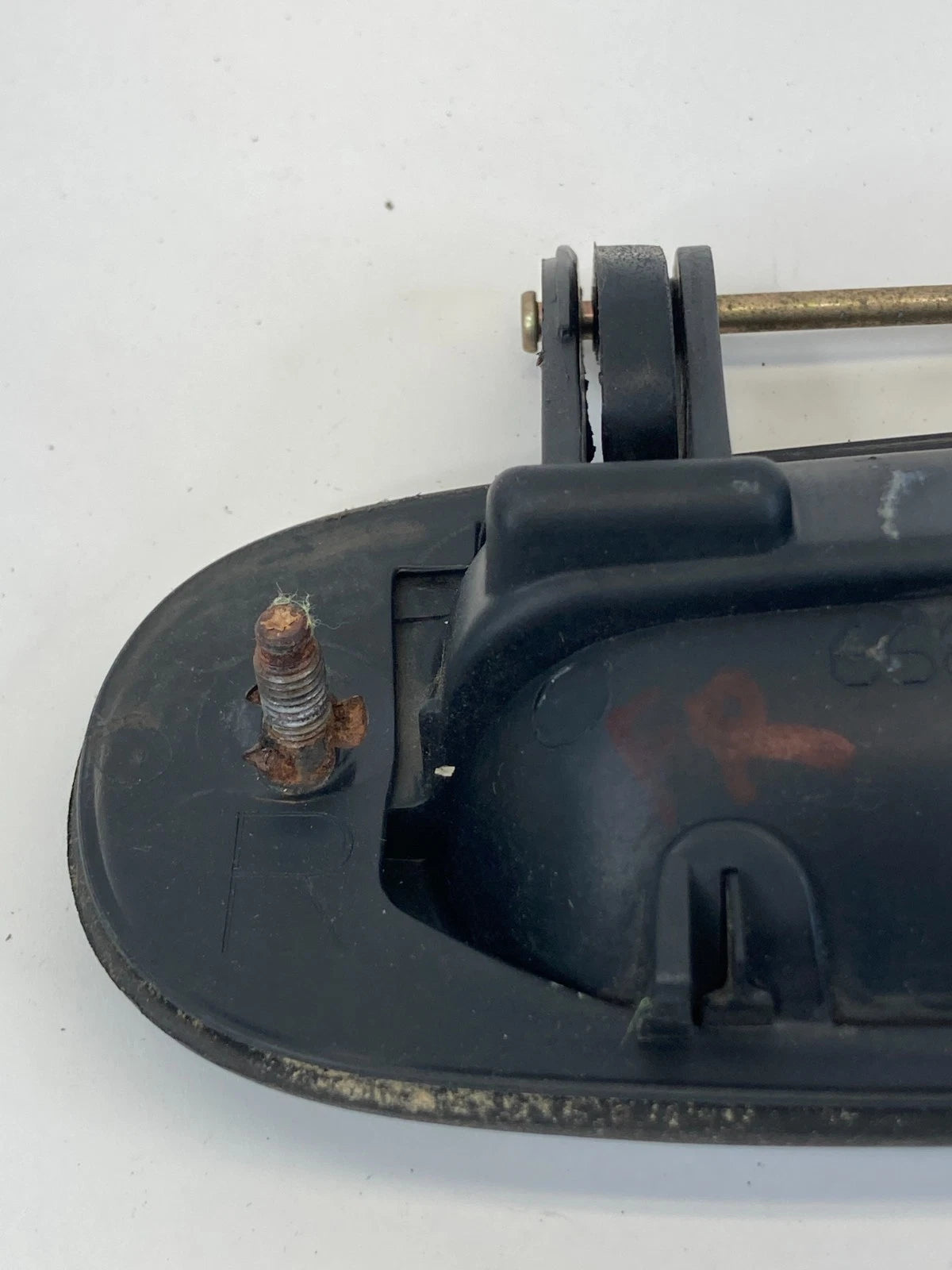 02-09 CHEVROLET TRAILBLAZER FRONT RIGHT SIDE EXTERIOR OUTER DOOR HANDLE 15248284