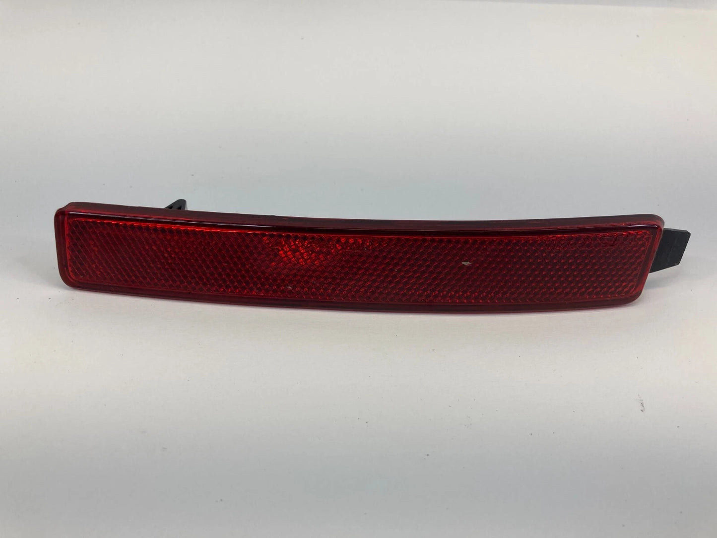 2009-2012 CHEVROLET TRAVERSE REAR BUMPER LEFT SIDE REFLECTOR LAMP TRIM 02101710