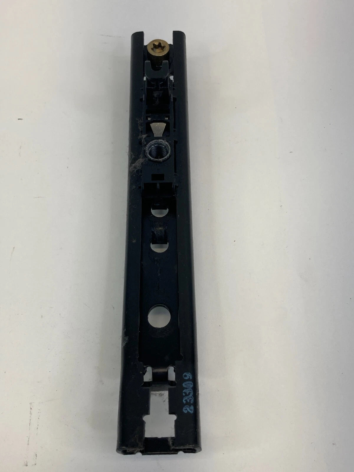 2002-2005 FORD EXPLORER FRONT RIGHT SIDE SEAT BELT HEIGHT ASSEMBLY ADJUSTER OEM