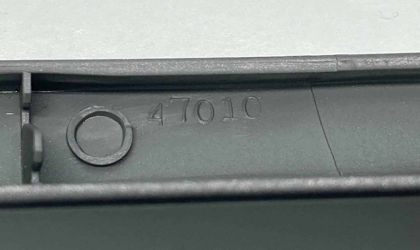 04-06 TOYOTA PRIUS CENTER CONSOLE UPPER CUP HOLDER TRIM BEZEL PANEL 5880447010