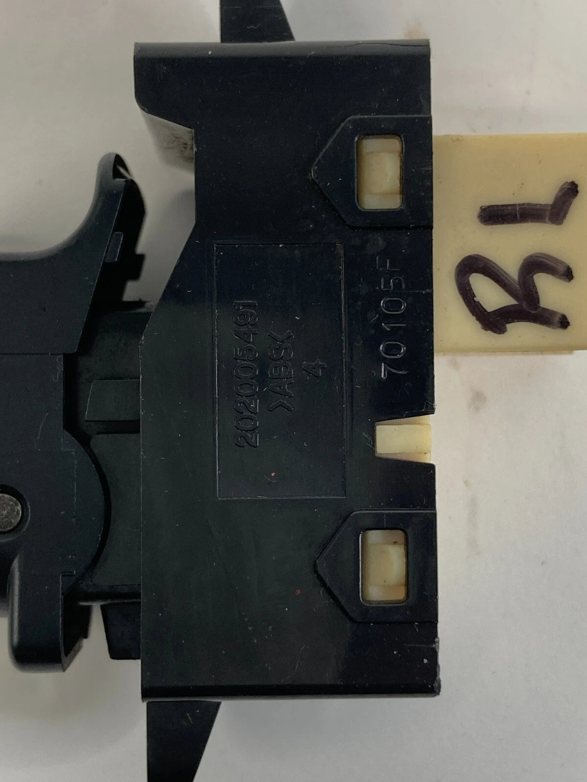 2006-2008 HYUNDAI SONATA REAR LEFT BACK SIDE DOOR POWER WINDOW SWITCH OEM