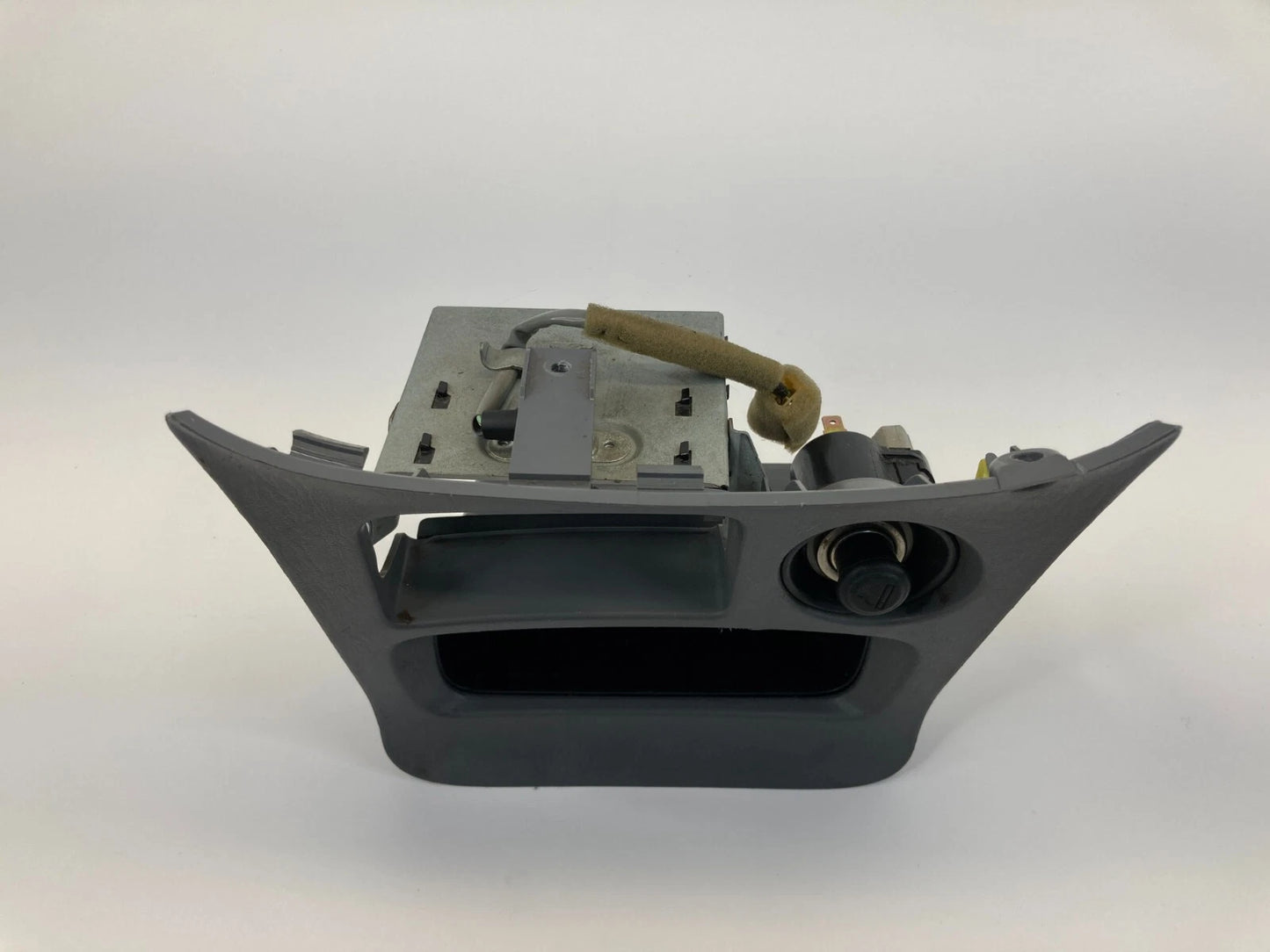 2001-2003 TOYOTA RAV4 DASH INSTRUMENT PANEL ASHTRAY TRIM BEZEL W/ POWER OUTLET