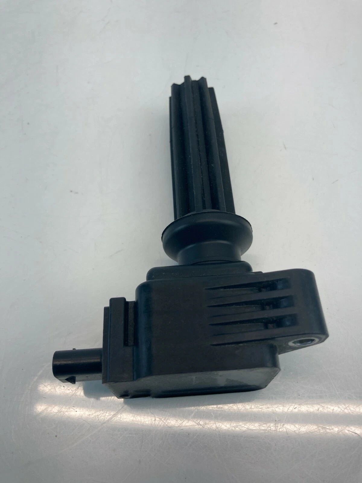 2012-2018 FORD FOCUS 2.0L ENGINE IGNITION COIL IGNITER CM5E-12A366-CA OEM