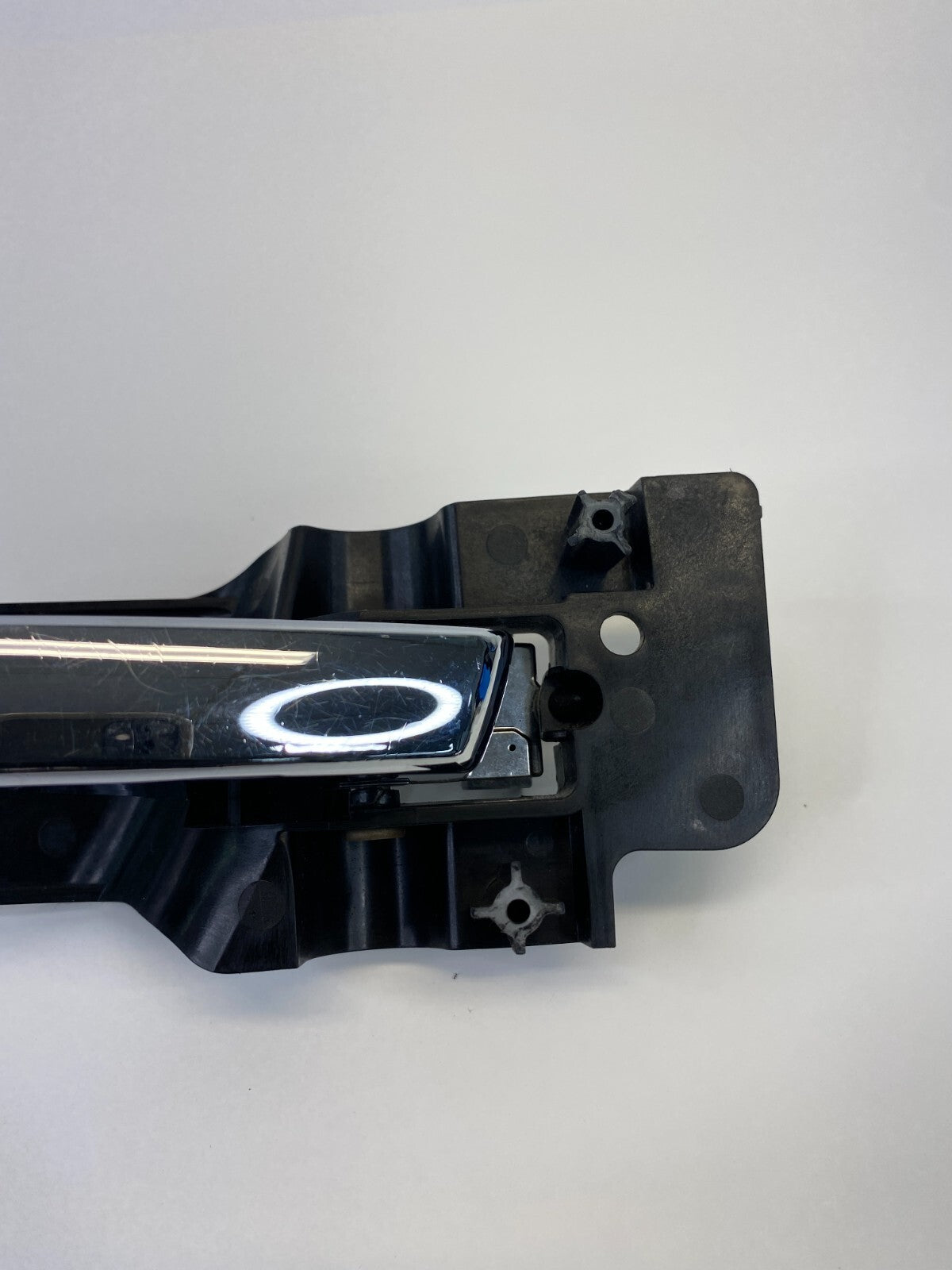 2011-2016 Chrysler Town & Country Front Left Interior Door Handle 68066553AA