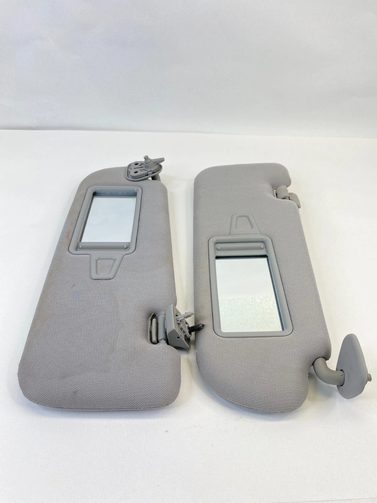 11-14 HYUNDAI SONATA DRIVER PASSENGER SUNVISOR LEFT & RIGHT SUN VISOR SET PAIR