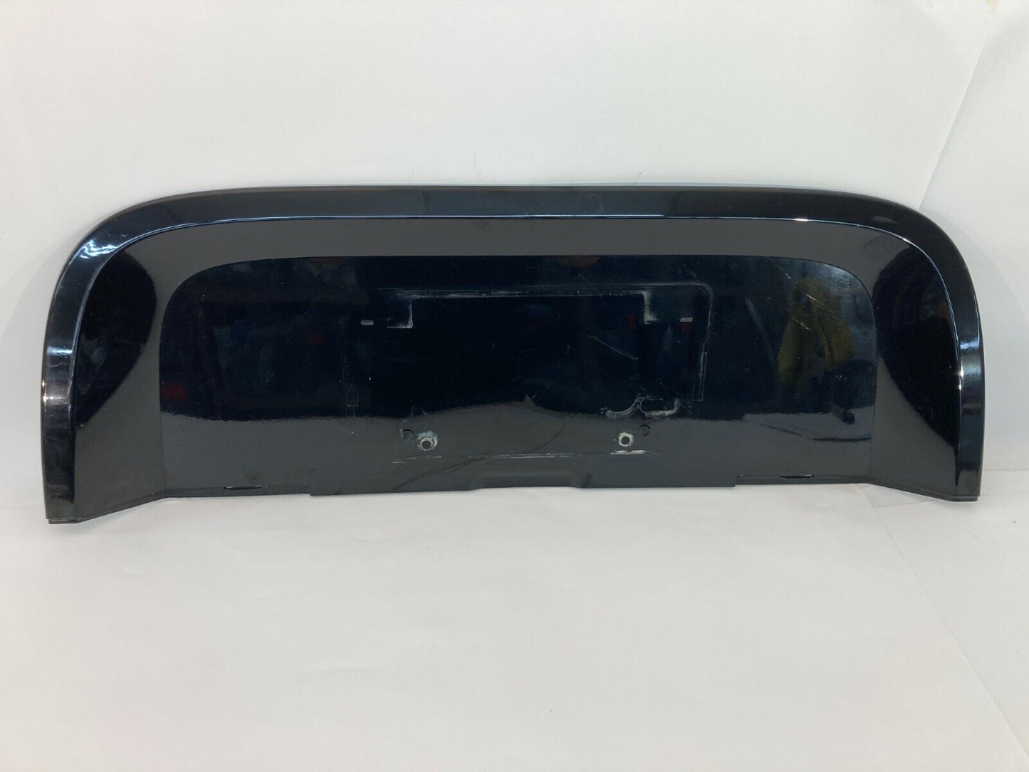 2005-2009 Chevrolet Equinox Rear Liftgate License Plate Trim Panel 5480982