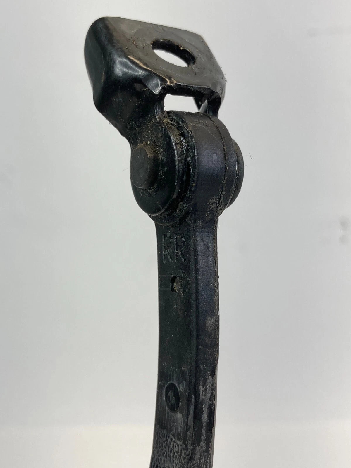 06-11 CADILLAC DTS 00-05 DEVILLE REAR LEFT DOOR CHECK CHECKER STOPPER DETENT OEM