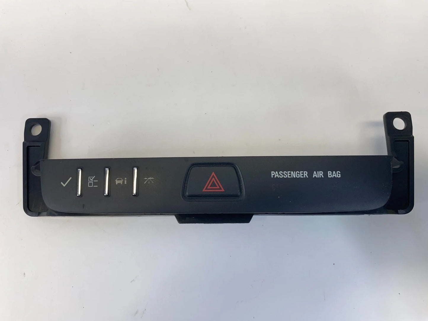 2014-2017 CHEVROLET TRAVERSE CENTER DASH HAZARD WARING MULTI SWITCH 23103522 OEM