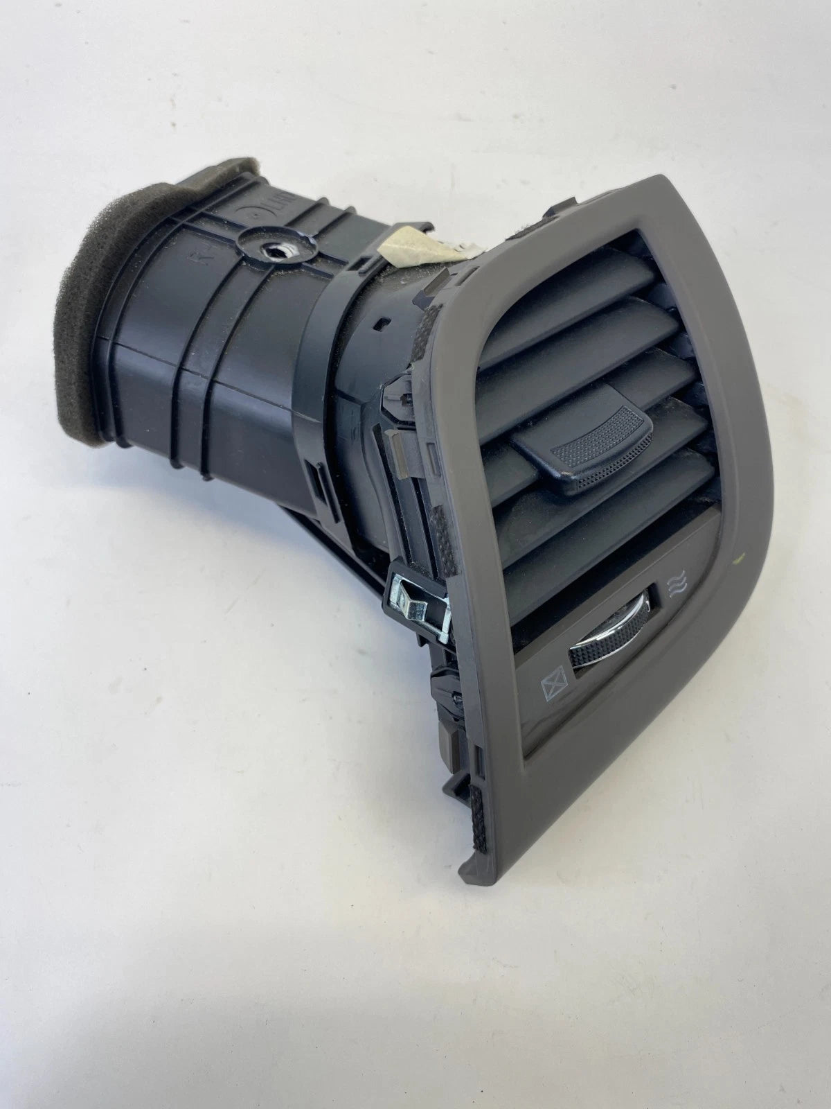 2011-2014 HYUNDAI ACCENT RIGHT PASSENGER SIDE DASH AIR VENT GRILLE OEM FACTORY