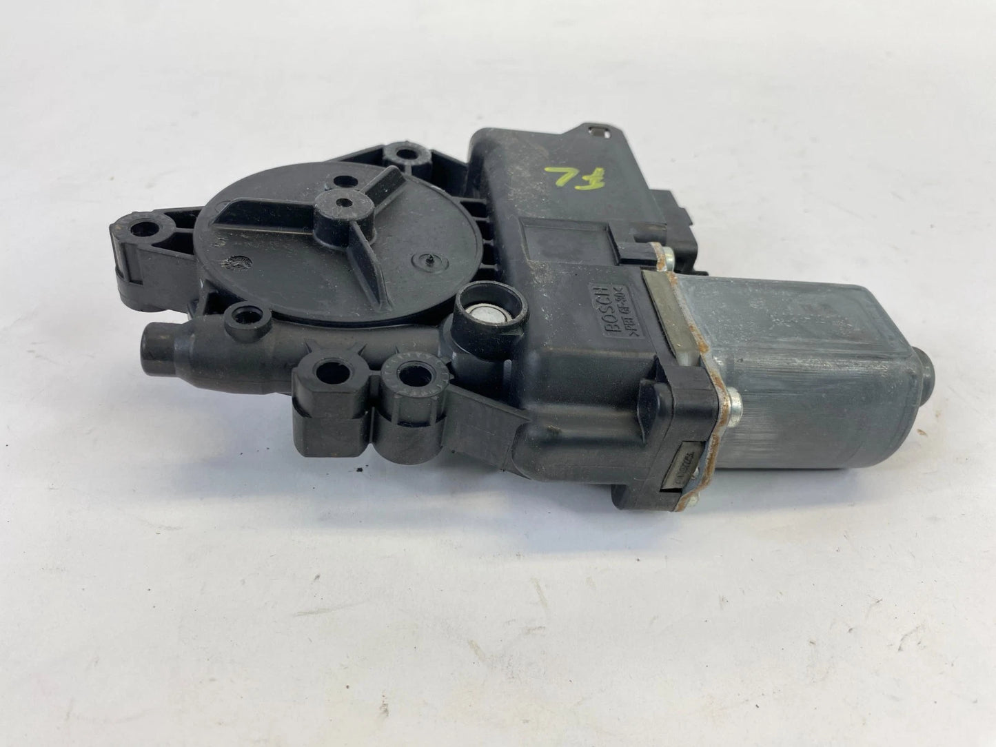 2011-2014 HYUNDAI SONATA FRONT LEFT DRIVER WINDOW REGULATOR MOTOR 824503S011 OEM