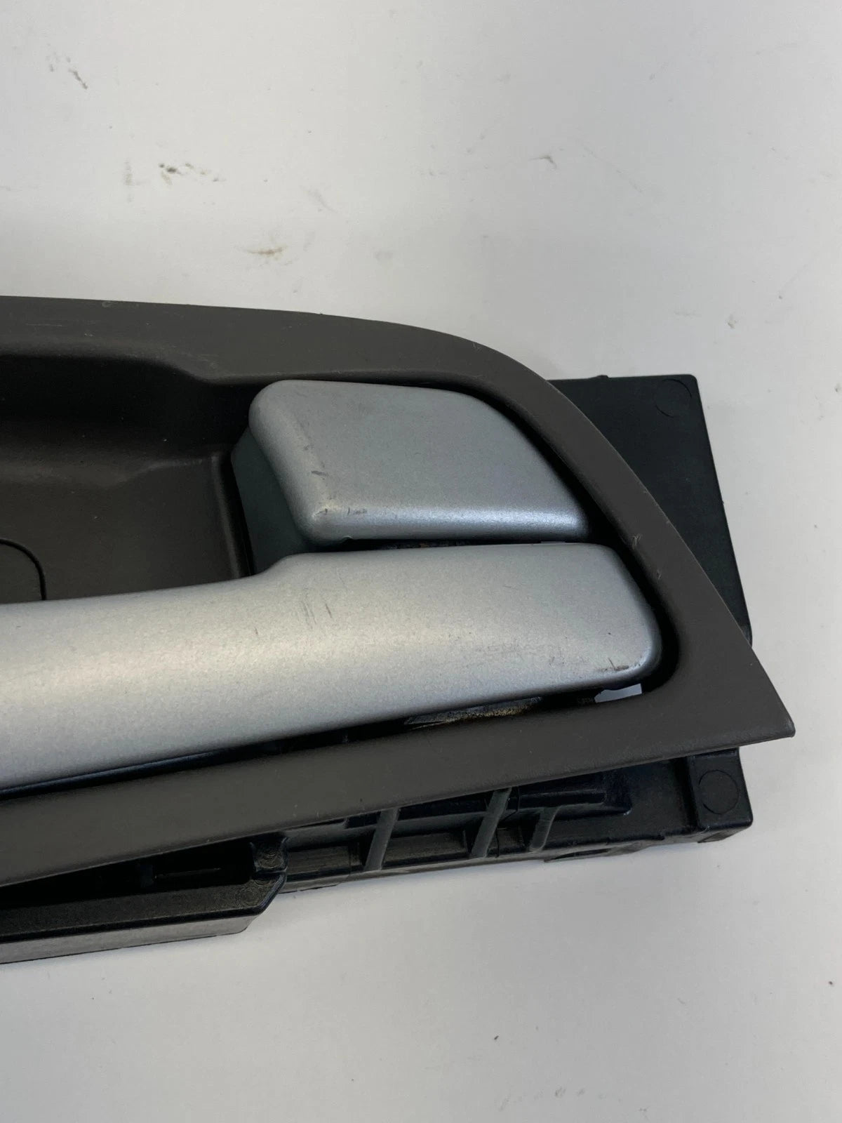 2012-2017 HYUNDAI ACCENT FRONT RIGHT SIDE INSIDE INTERIOR DOOR HANDLE 82623RB000
