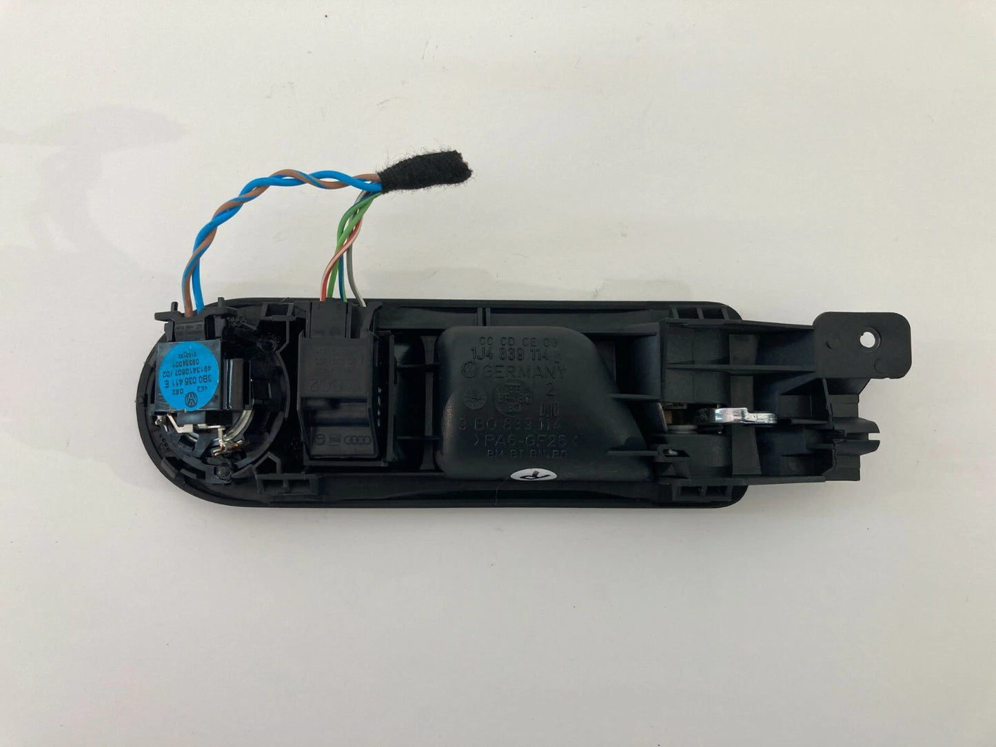 01-05 VOLKSWAGEN PASSAT REAR RIGHT INTERIOR DOOR HANDLE W/ TWEETER & SWITCH OEM