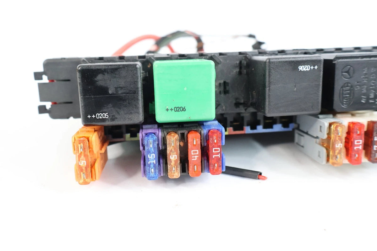 2000-2006 MERCEDES-BENZ S430 S500 SAM FUSE RELAY BOX FRONT RIGHT A-031-545-17-32