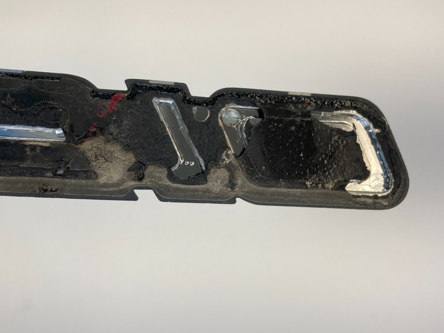 1998-2004 Chevrolet Chevy S10 Rear Tailgate Emblem Logo Badge Symbol Chrome