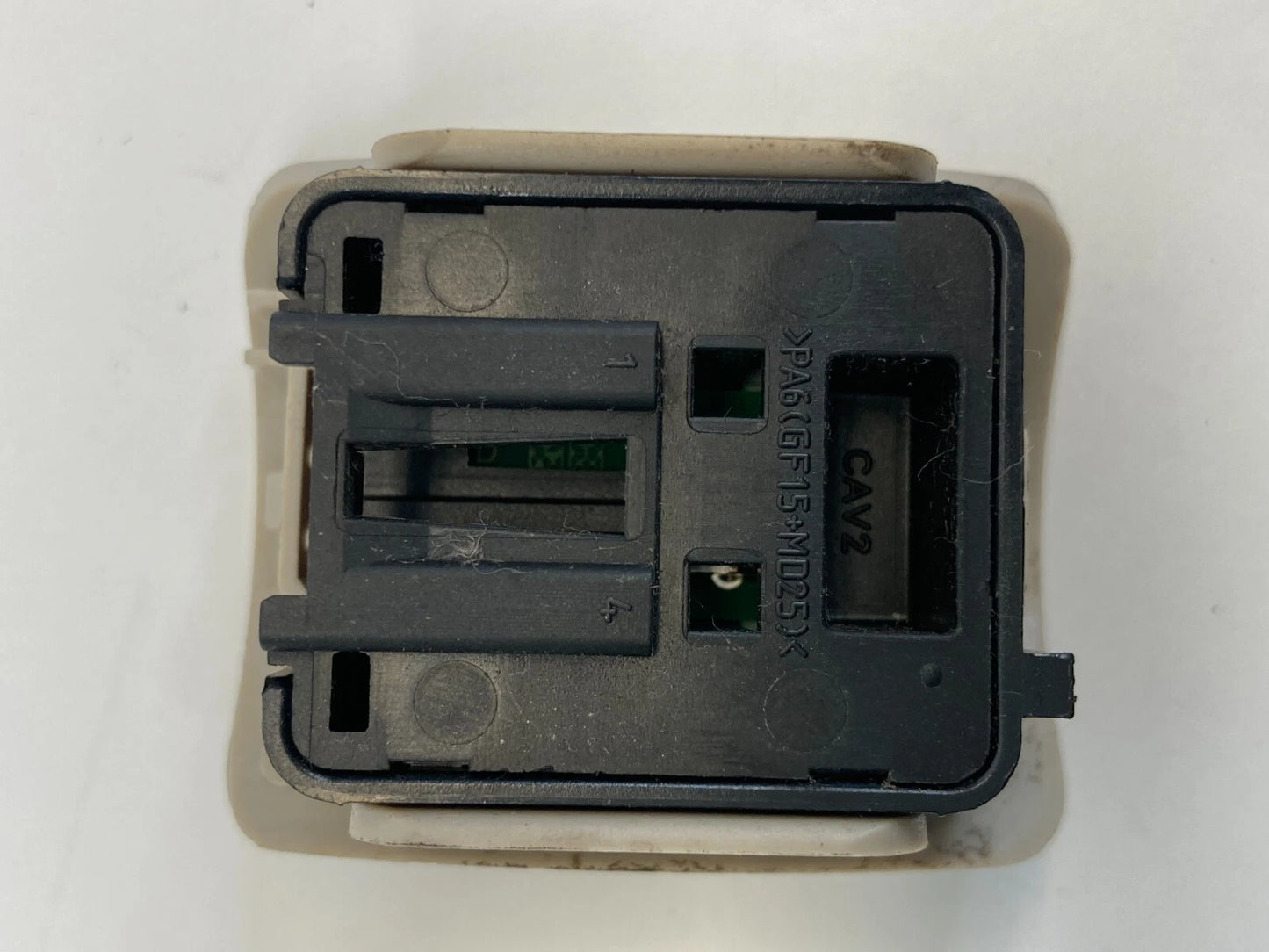 2009-2014 VOLKSWAGEN ROUTAN REAR LEFT SIDE POWER SLIDING DOOR CONTROL SWITCH OEM