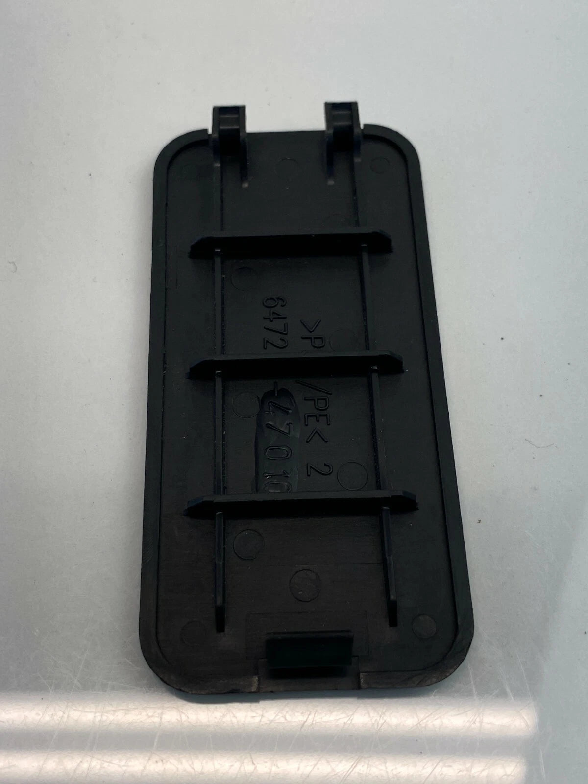 2004-2009 TOYOTA PRIUS LUGGAGE COMPARTMENT COVER BEZEL TRIM 64721-47010 OEM