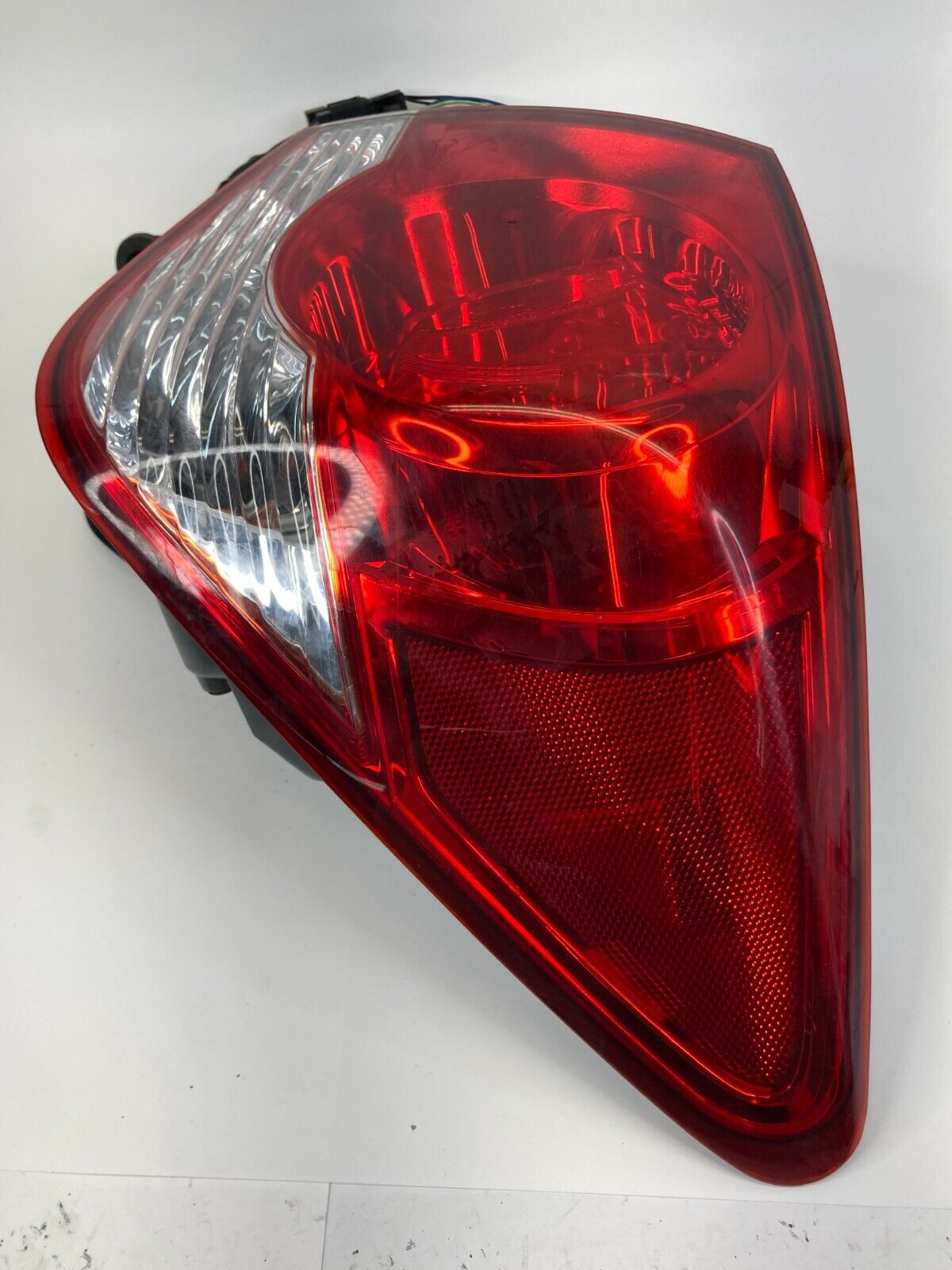 2011-2016 Chevrolet Cruze Right Passenger Side Outer Tail Light Taillight Lamp