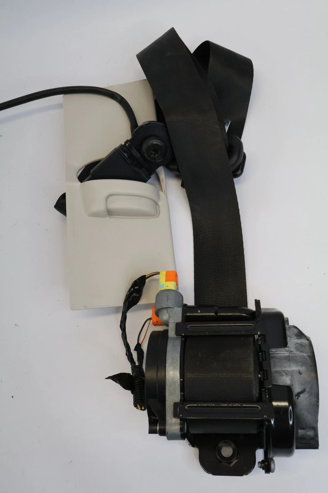 2012 12 FORD FOCUS FRONT RH PASSENGER SEAT BELT RETRACTOR W COVER OEM 617232600E