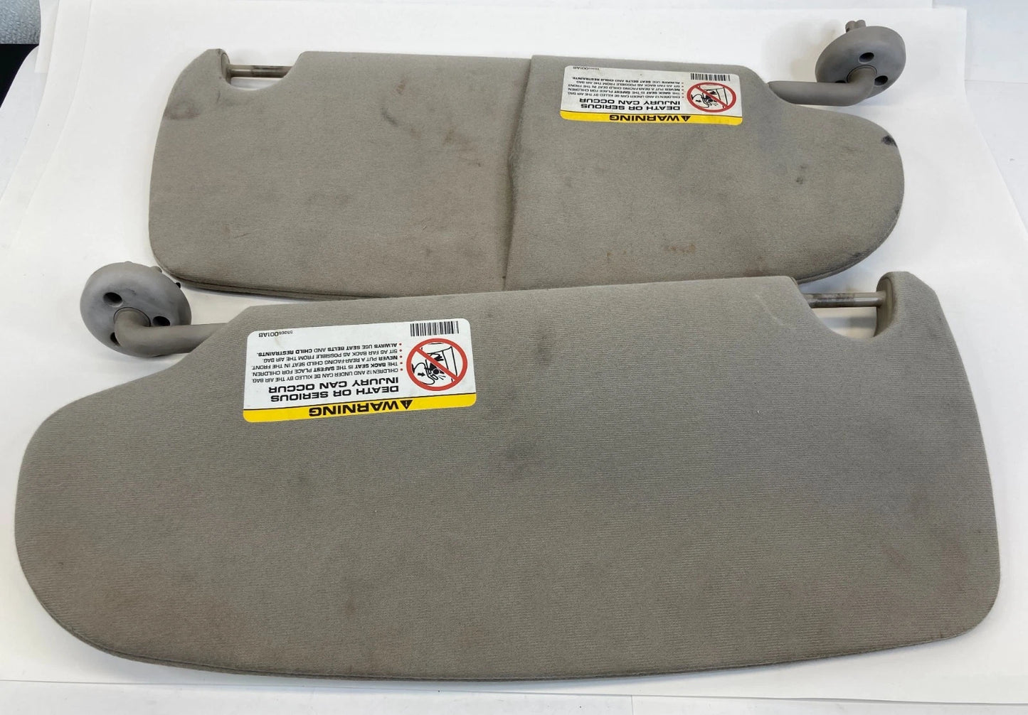 2002-2005 DODGE RAM 1500 ROOF LEFT & RIGHT SUNVISOR SUN VISOR SHADE PAIR OEM