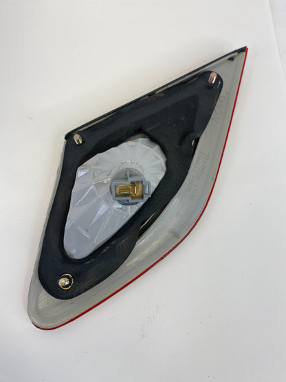 2003 2004 Toyota Avalon Right Inner Trunk Lid Tail Light Taillight OEM