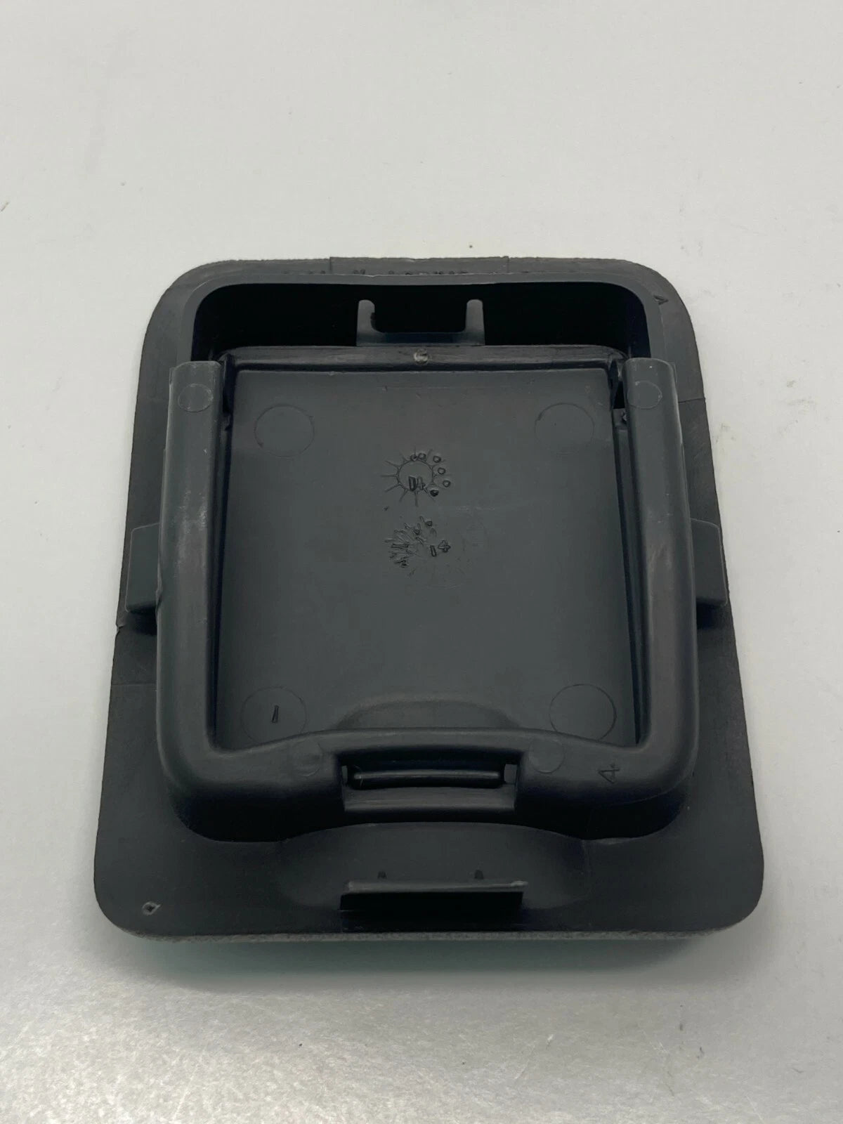 2015-2020 LINCOLN MKZ SEDAN SEAT CHILD ANCH COVER CAP 6L53-54613E54-A OEM