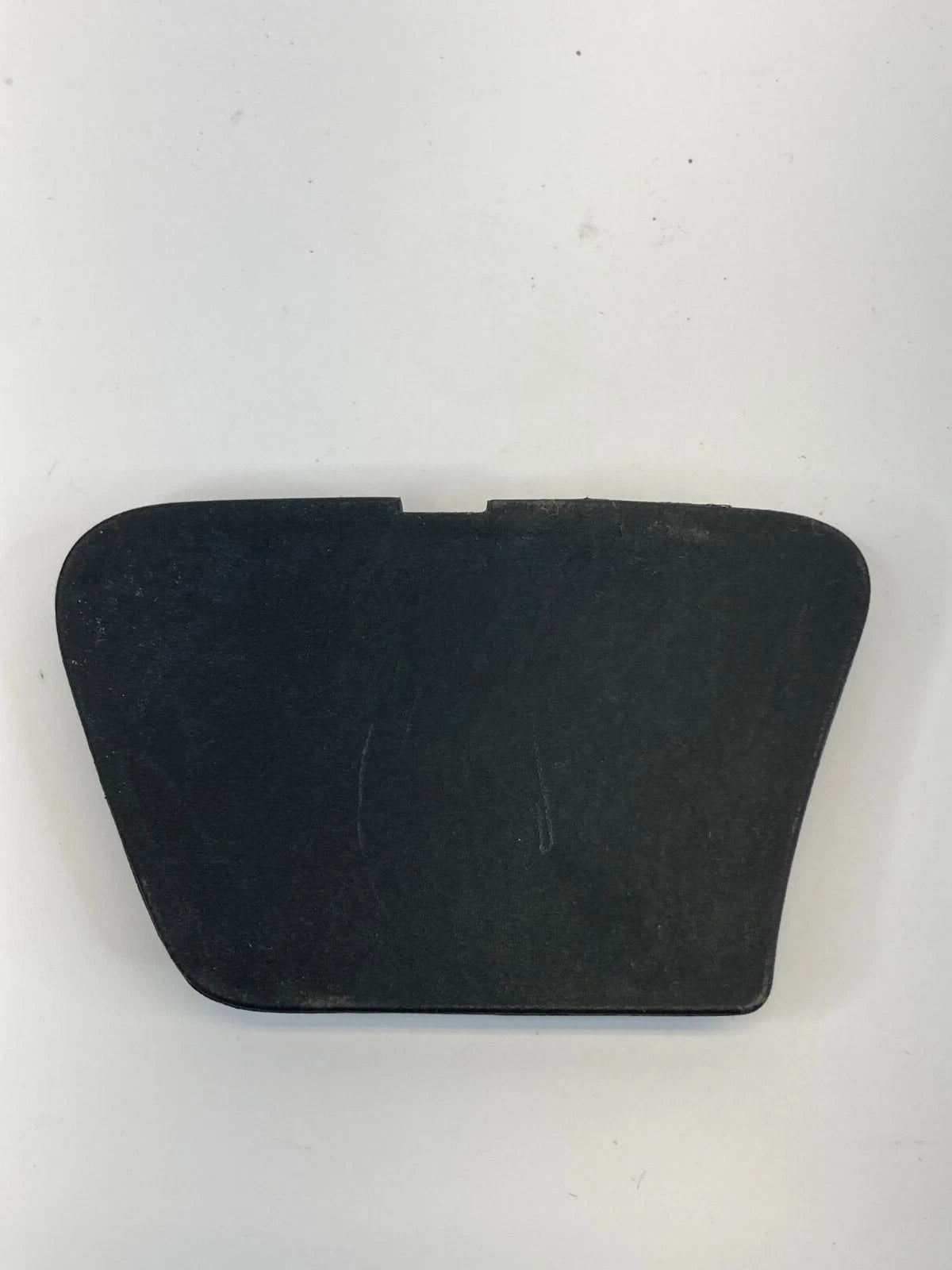 2011-2016 CHEVROLET CRUZE RIGHT PASSENGER SIDE DOOR SCREW COVER CAP OEM