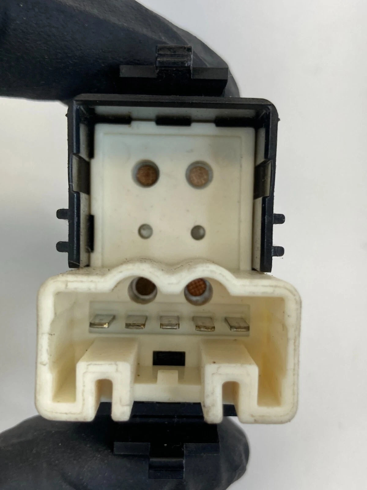 2002-2006 TOYOTA CAMRY FRONT RIGHT SIDE DOOR POWER WINDOW CONTROL SWITCH OEM