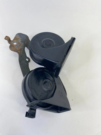 2013-2016 Ford Escape Low & High Tone Horn Pitch Alarm Signal 55806 AM80S OEM