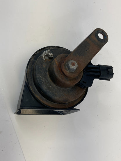 2011 2012 2013 Kia Sorento Low Note Horn Tone Signal Alarm Siren E3-0055306 OEM