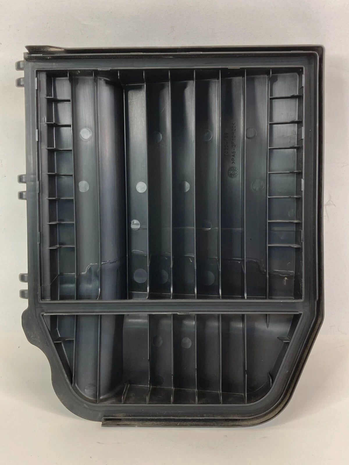 09-10 BMW 535I XDRIVE AIR CLEANER FILTER BOX INTAKE UPPER HOUSING 70304789 OEM