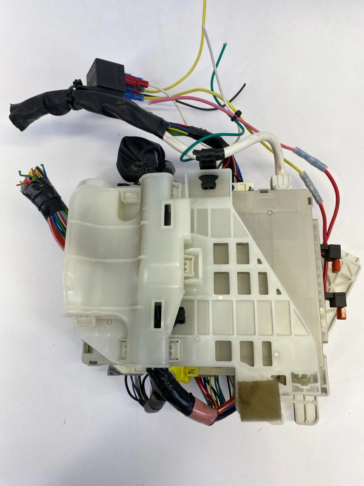 2012-2015 TOYOTA PRIUS INTERIOR FUSE RELAY BODY JUNCTION BOX 82730-47510 OEM