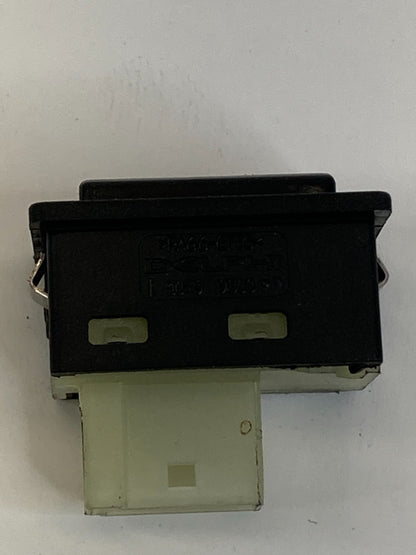 2004-2007 525i 04 05 BMW 545i Trunk Lid Release Control Switch Button 6921846