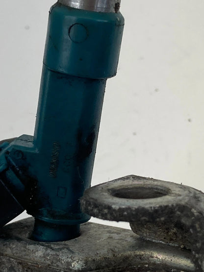 10-15 Toyota Prius 1.8L L4 AT Engine Fuel Injection Pipe Rail W/ Injectors OEM