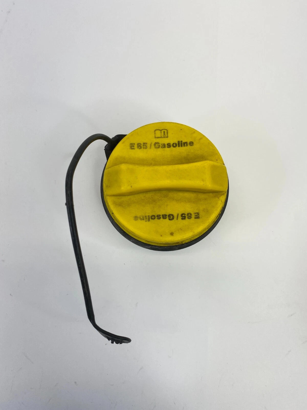 2009 2010 2011 CHEVY CHEVROLET MALIBU FUEL FILLER GAS TANK CAP LID COVER OEM