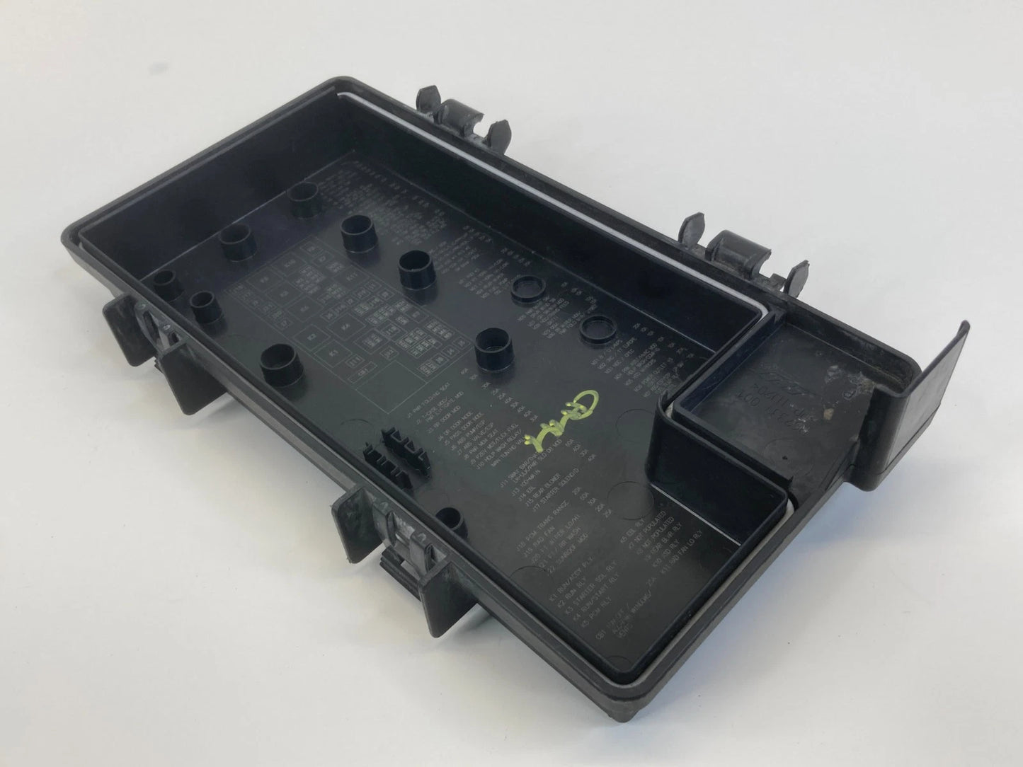 2009 2010 DODGE JOURNEY 3.5L A/T ENGINE FUSE RELAY BOX COVER CAP LID R62337-001